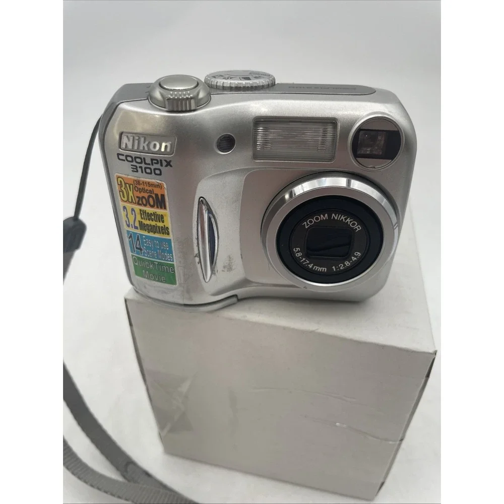 Nikon COOLPIX 3100 3.2MP Digital Camera 3X Zoom+Battery+Memory Card+Manuals-READ